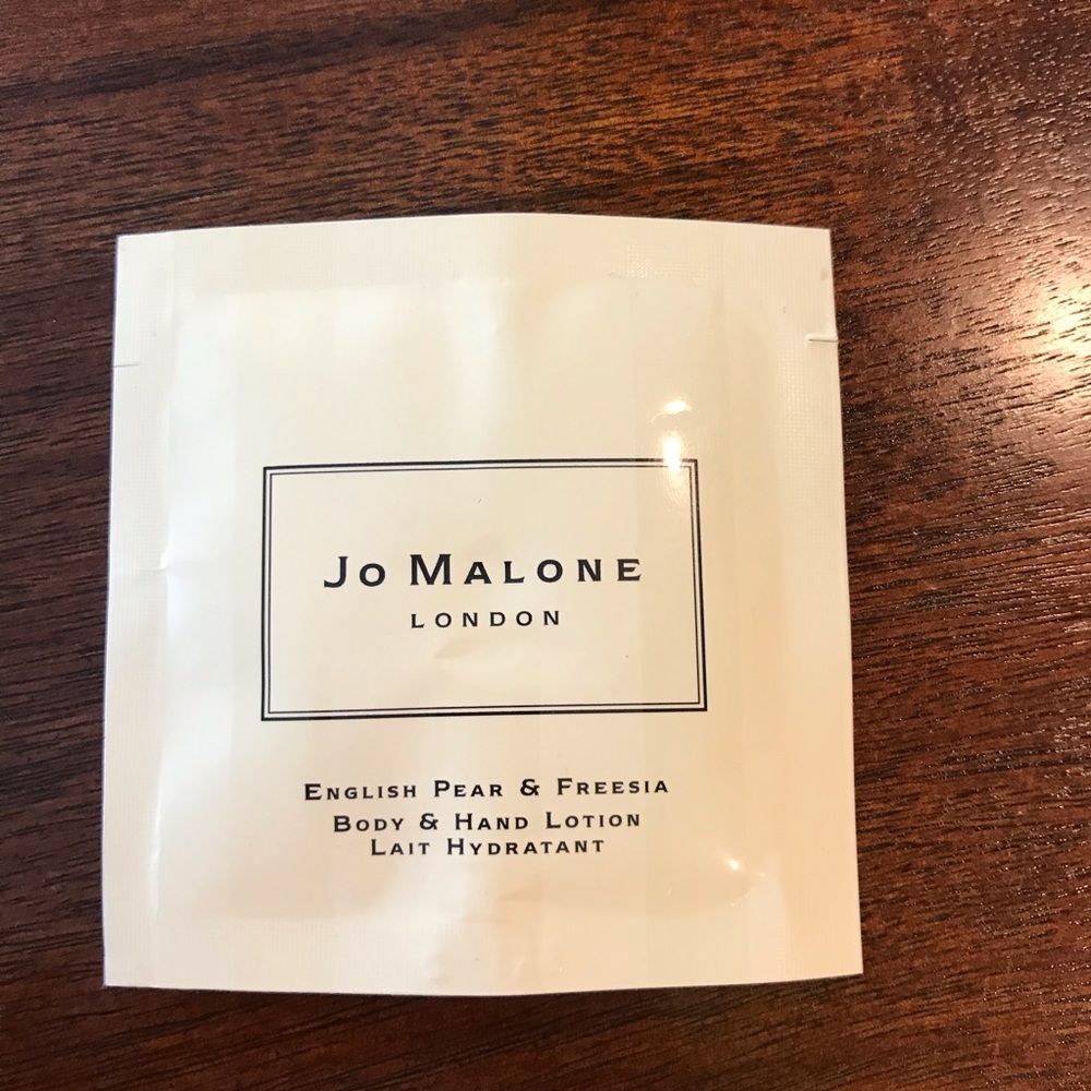 Jo Malone English Pear & Freesia lotion sample